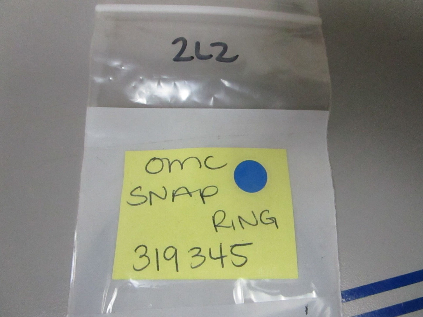 *NEW OEM* (LOT OF 2) 0770 OMC Johnson Evinrude Snap Ring 319345 0319345