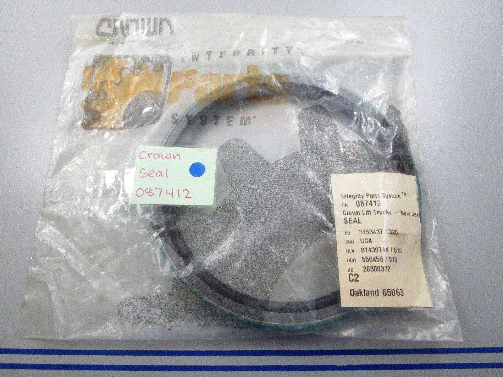 *NEW OEM* 0810 Crown Seal 087412