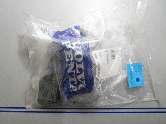 *NEW OEM* 0810 Volvo Penta Kit 21703830