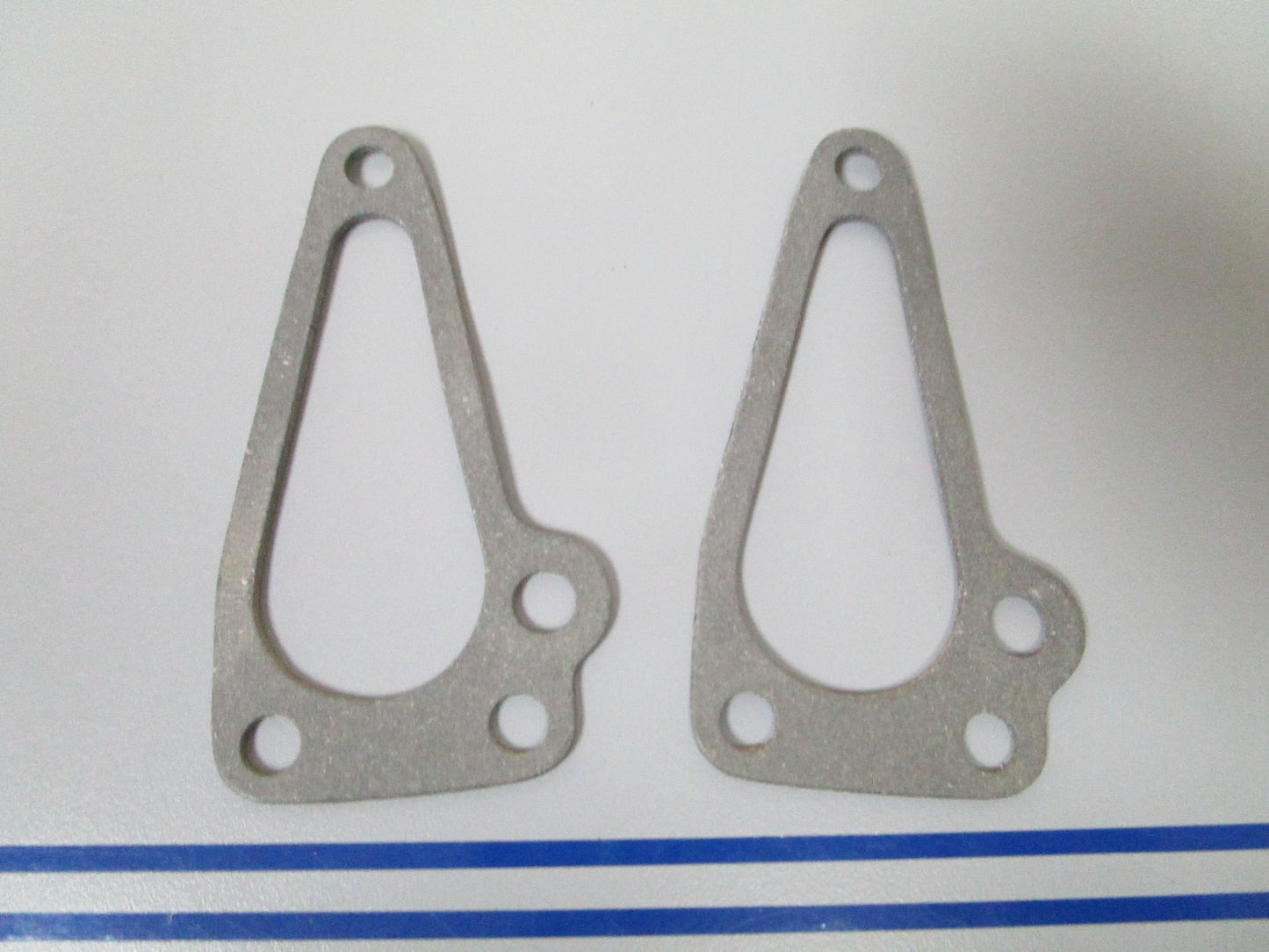 NEW OEM (LOT OF 2) 306161 0306161 OMC Johnson Evinrude Thermostat Gasket 0810