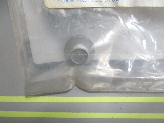 *NEW OEM* 0810 OMC Johnson Evinrude Plug 5040029