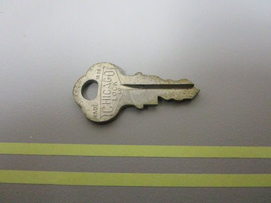 *NEW OEM* 0810 OMC Johnson Evinrude Ignition Key KF81 501596 0501596