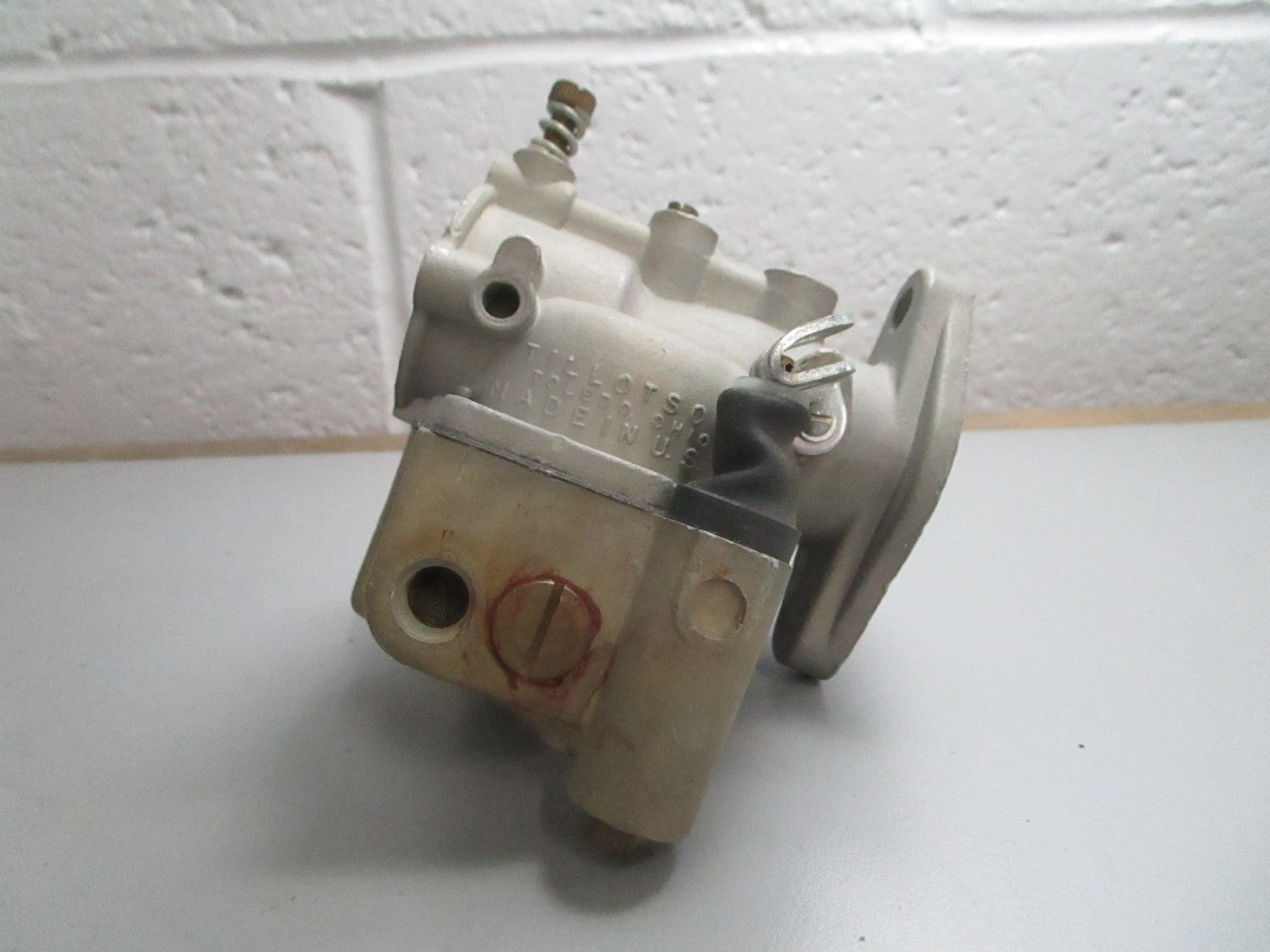 *NEW OEM* 0820 Mercury Quicksilver Carburetor Assy 1342-2565