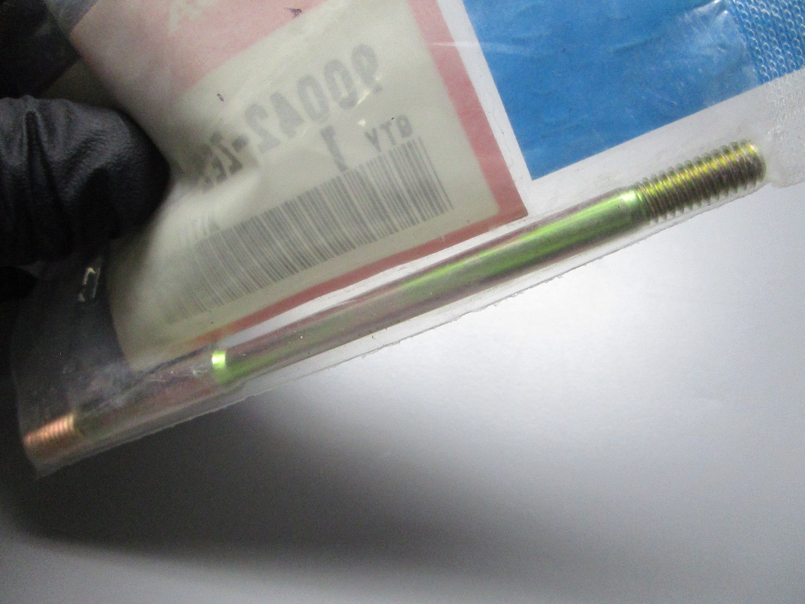 *NEW OEM* 0810 Honda Air Cleaner Stud Bolt 90042-ZE2-000