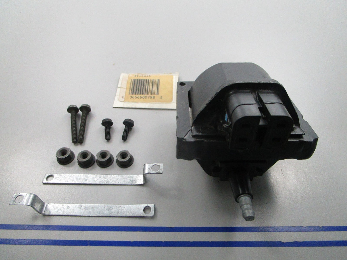 NEW OEM 1115315 Delco Remy Ignition Coil 0810