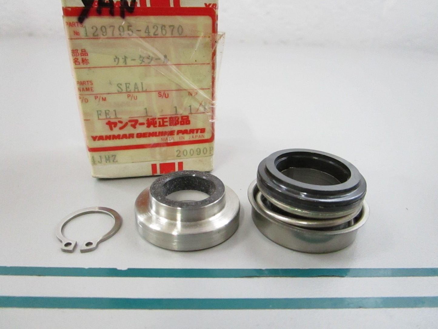 NEW OEM 129795-42670 Yanmar Seal Kit 0810
