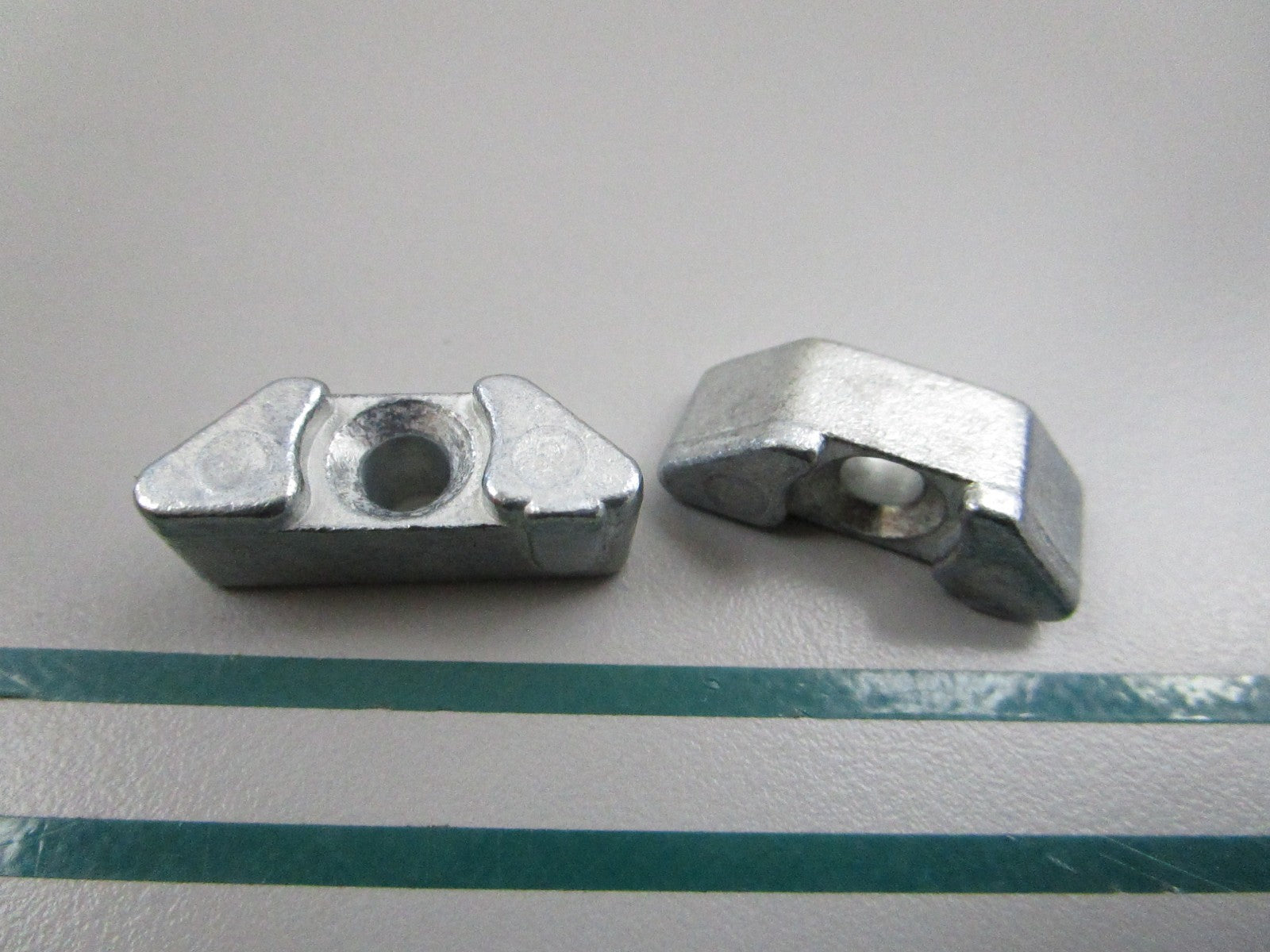 NEW OEM (LOT OF 2) 6E5-11325-00-00 Yamaha Zinc Anode 0810