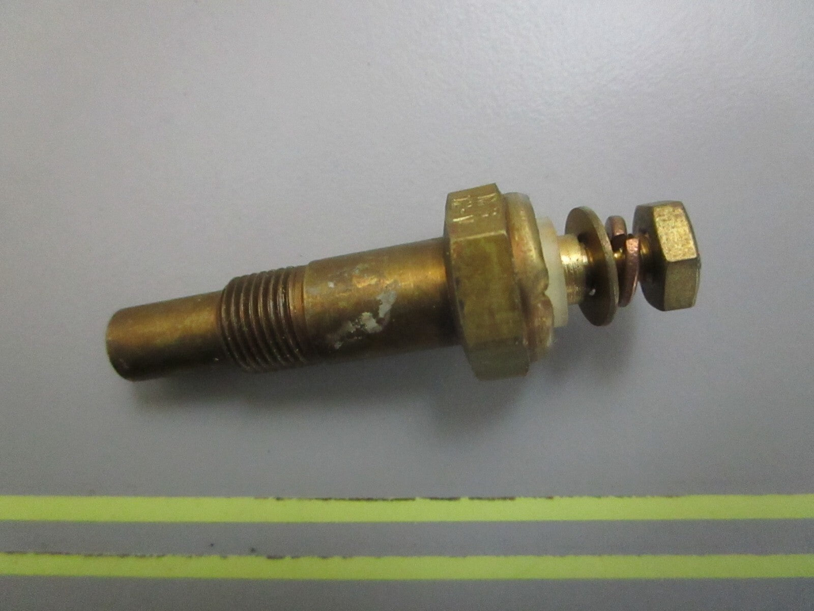 *NEW OEM* 0820 Volvo Penta Temperature Sensor 872069