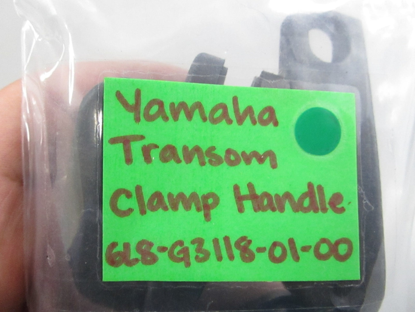 NEW OEM (LOT OF 2) 6L8-G3118-01-00 Yamaha Transom Clamp Handle 0810