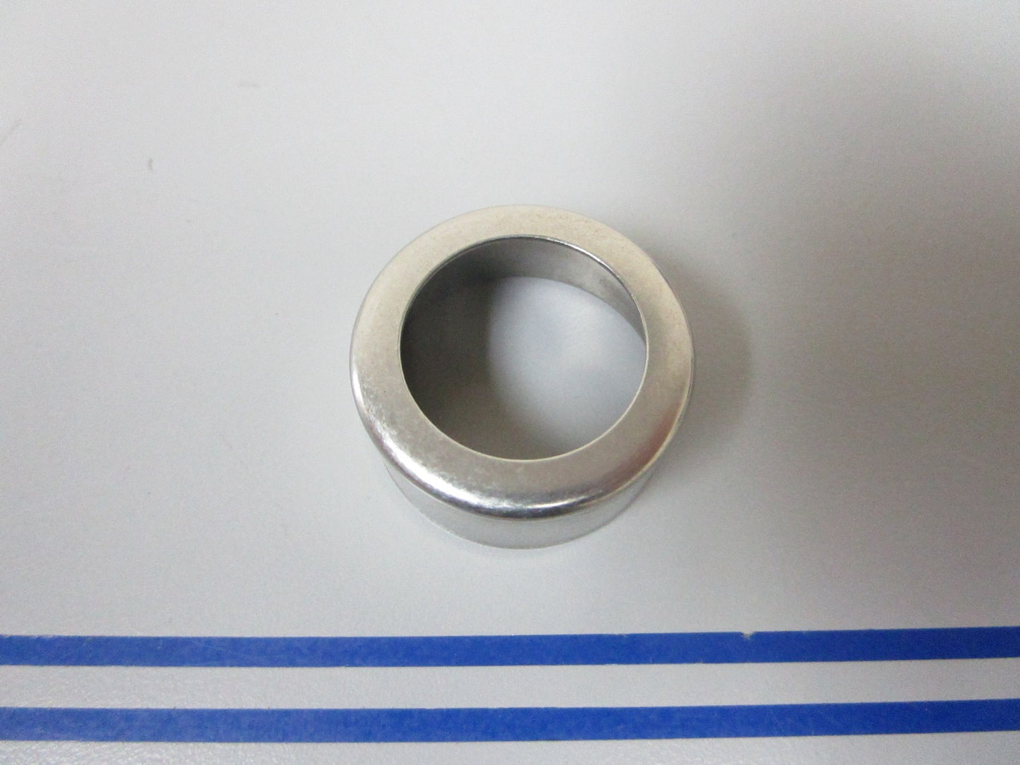 *NEW OEM* 0720 OMC Johnson Evinrude Crankshaft Sleeve 337030 0337030