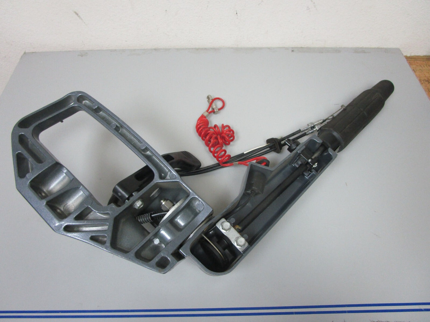 *NEW OEM* 0720 Yamaha 1999 - 2005 25hp Tiller Handle Steering Ay 65W-W0084-01-4D