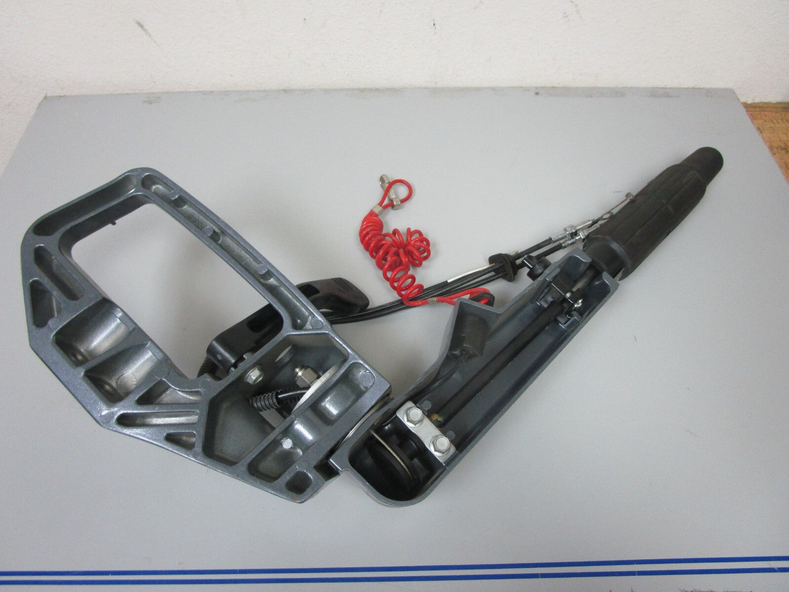 *NEW OEM* 0720 Yamaha 1999 - 2005 25hp Tiller Handle Steering Ay 65W-W0084-01-4D