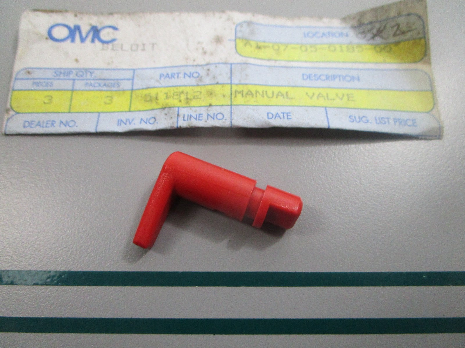 NEW OEM 511812 0511812 OMC Johnson Evinrude Manual Valve 0810