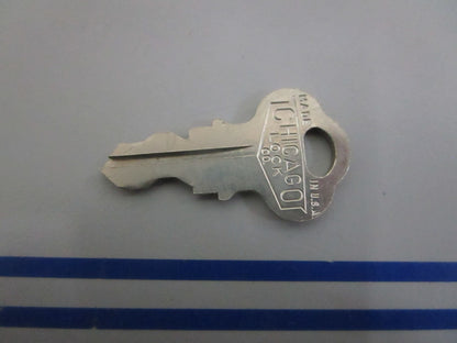 NEW OEM 501519 0501519 OMC Johnson Evinrude KF4 Ignition Key 0820