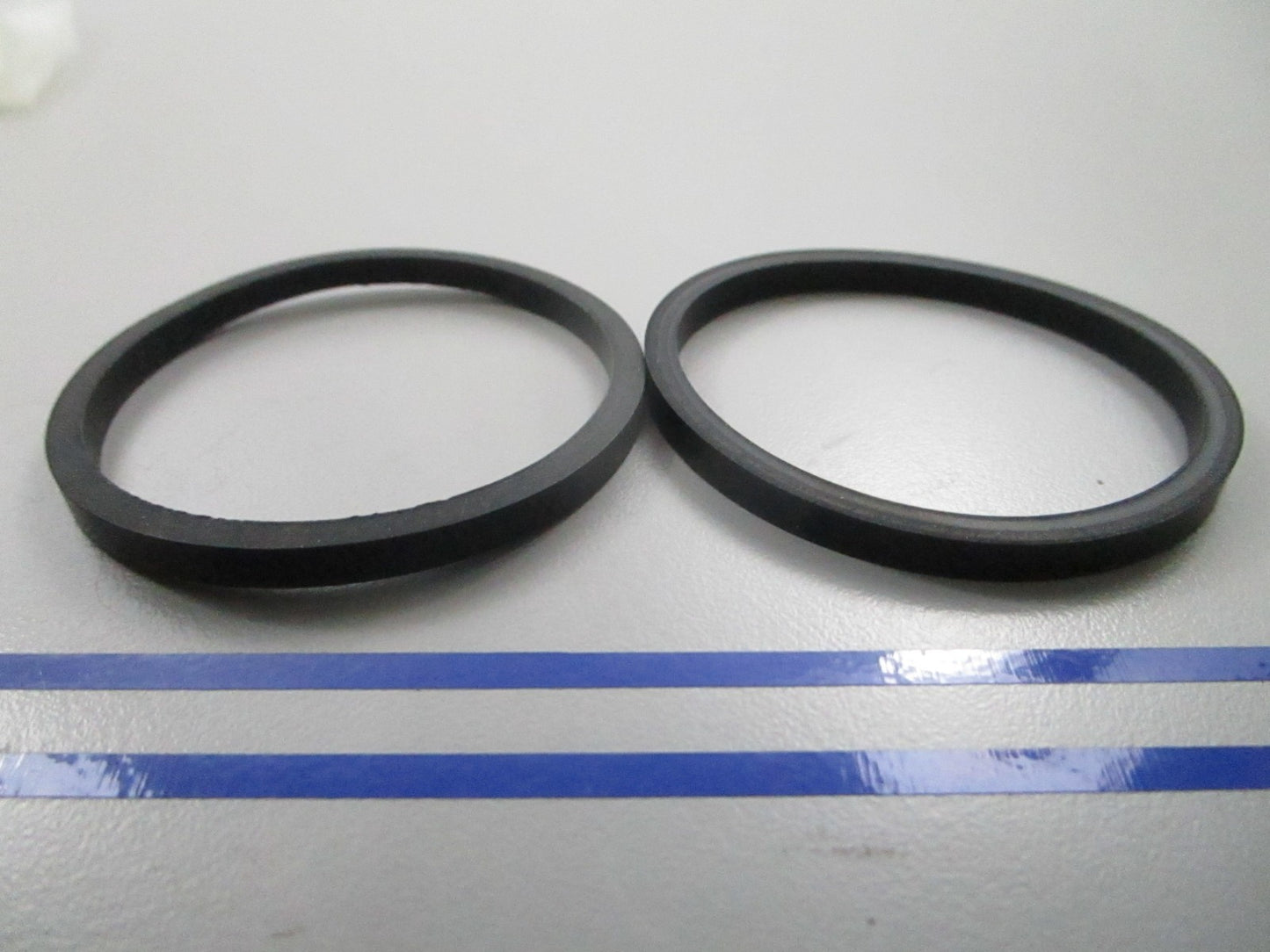 *NEW OEM* (LOT OF 2) 0810 Volvo Penta Seal Ring 831892