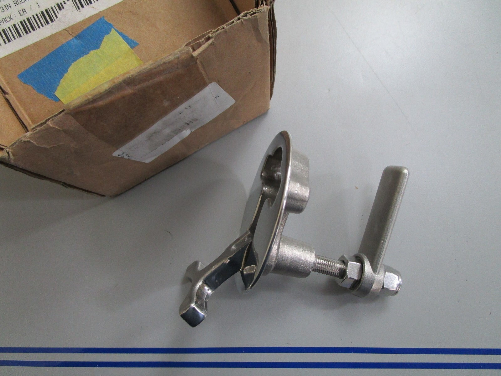 *NEW* 0820 Taco 3" Round Latch F16300