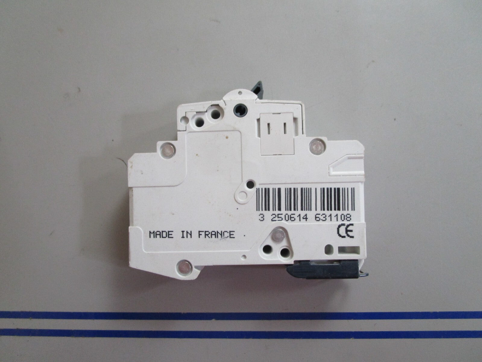 *NEW* 0810 Hager NC 110 Circuit Breaker 463110