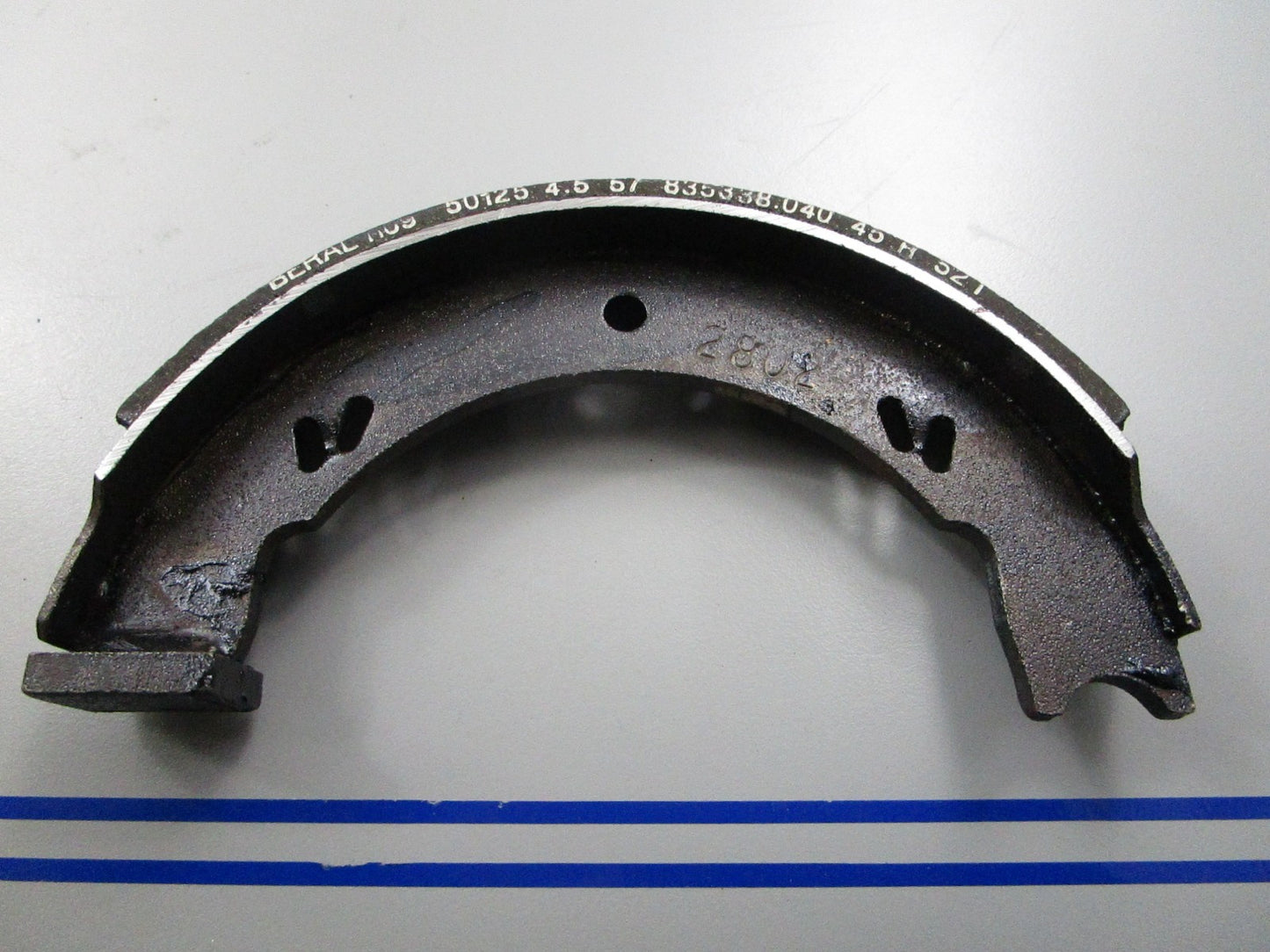 *NEW OEM* 0810 Crown Brake Shoe 109597