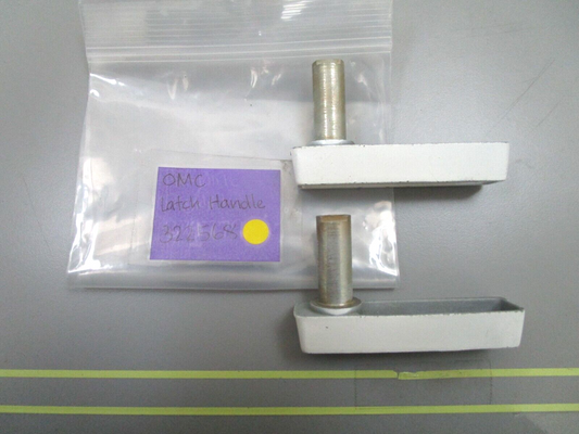 *NEW OEM* (LOT OF 2) 0750 OMC Johnson Evinrude LATCH HANDLE 322568 0322568