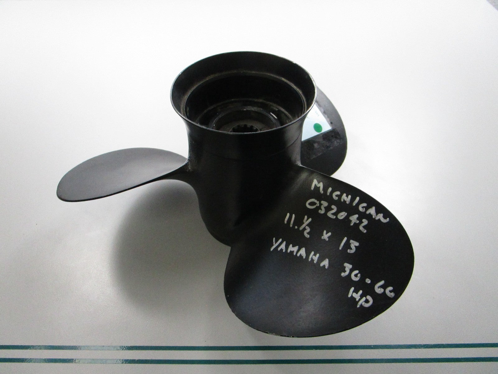 NEW 032042 For: Yamaha Michigan 11.5 x 12  Propeller 0810