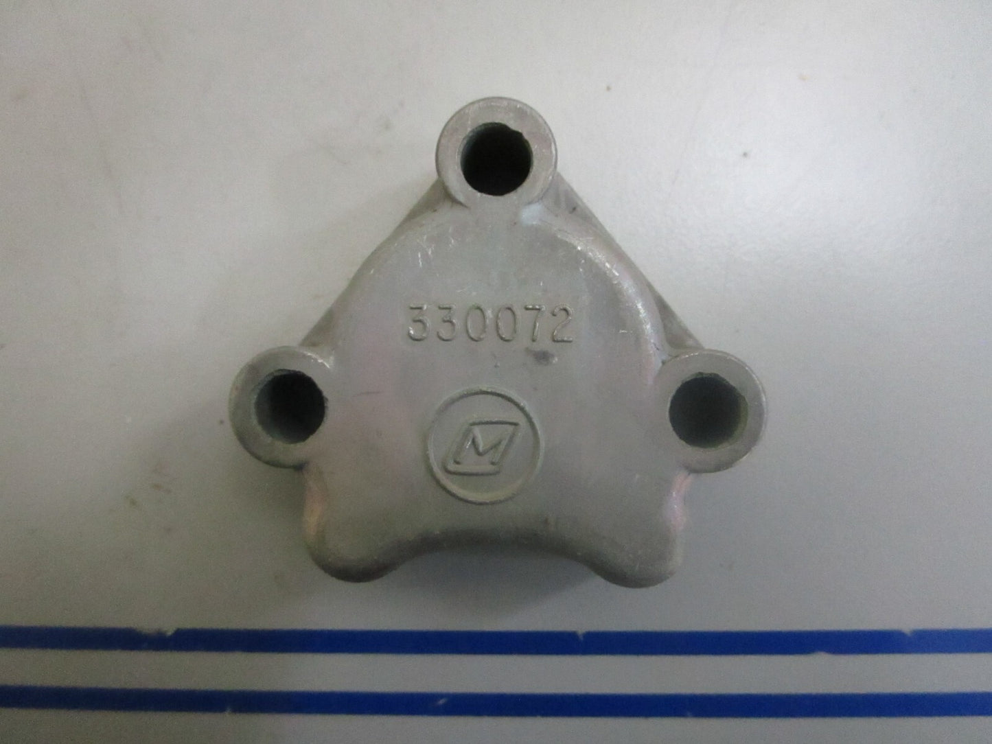 *NEW OEM* 0820 OMC Johnson Evinrude Thermostat Cover 330072 0330072