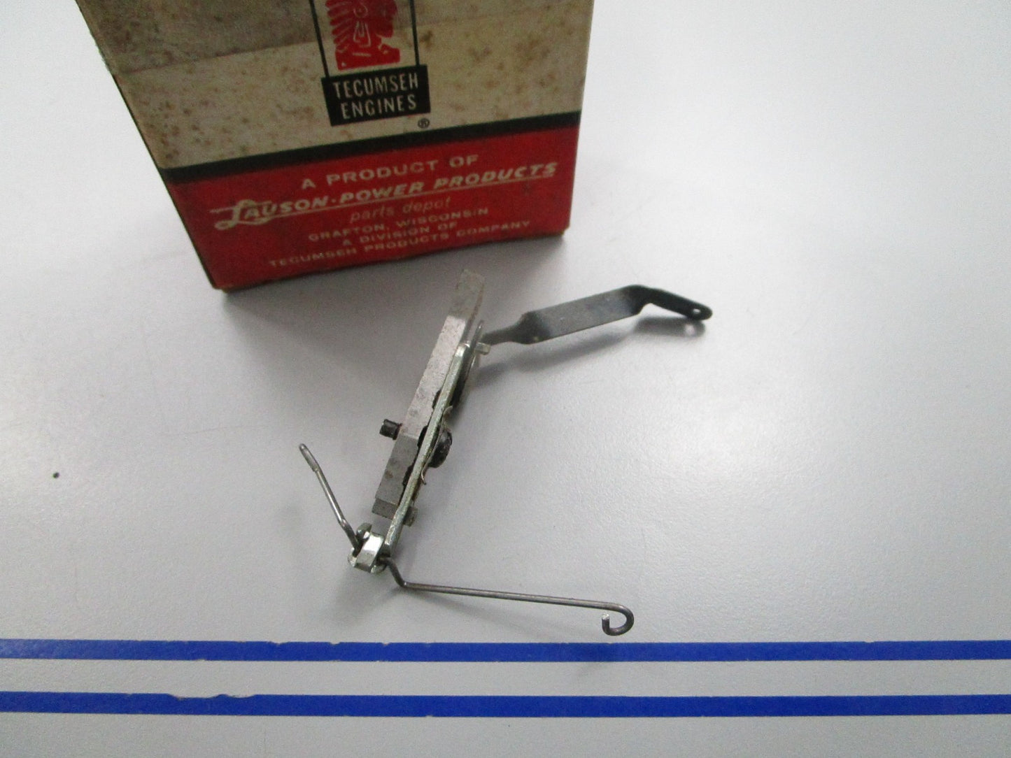NEW OEM 490201 Tecumseh Governor Control Assembly 0810