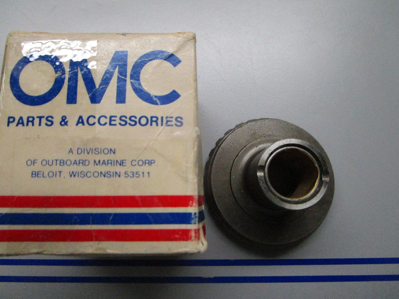 *NEW OEM* 0810 OMC Johnson Evinrude Reverse Gear 395046 0395046