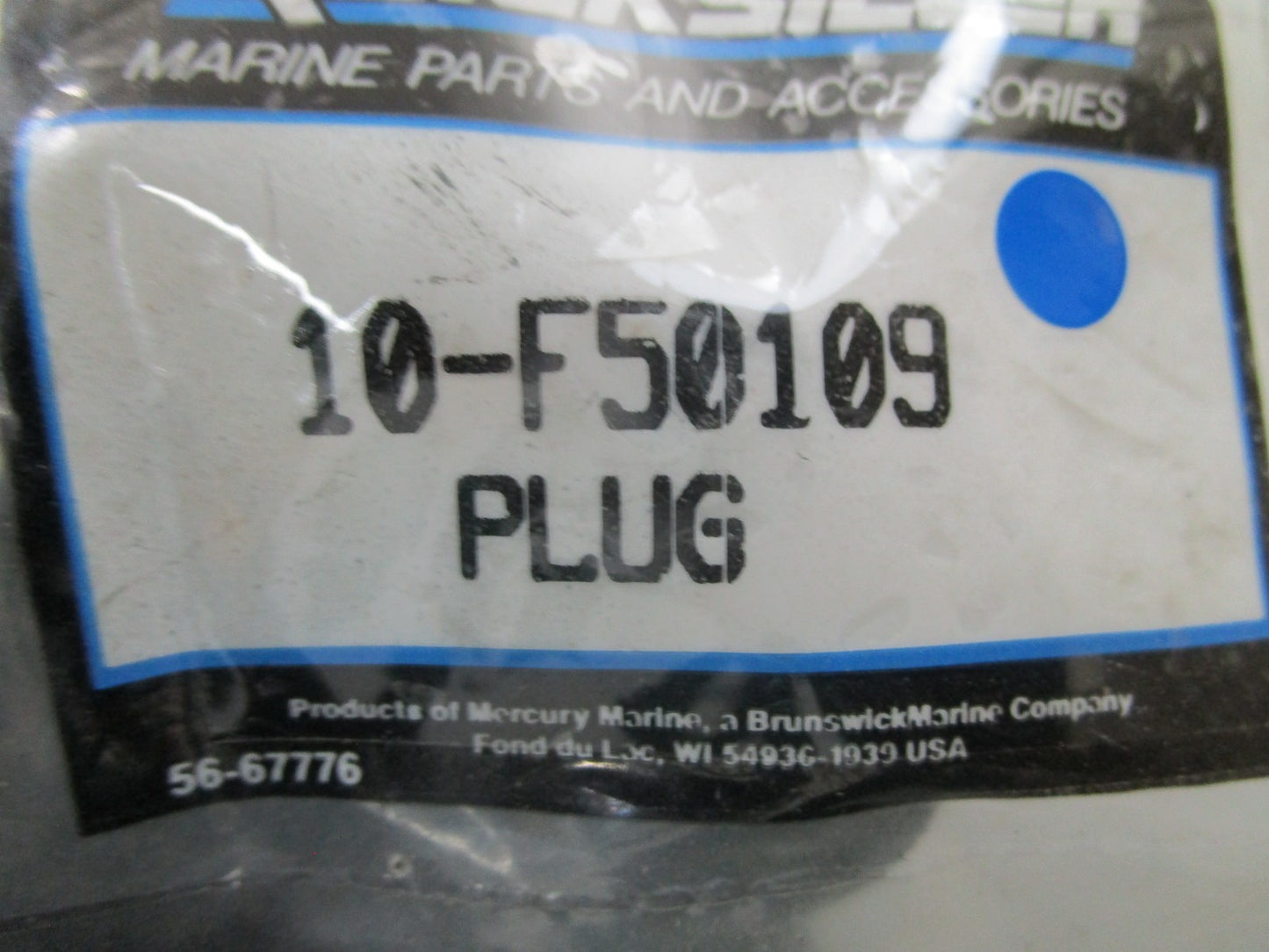*NEW OEM* 0810 Mercury Quicksilver Plug 10-F50109