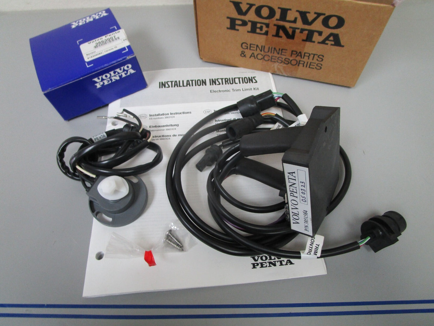 *NEW OEM* 0720 Volvo Penta Control Unit Kit 3863124