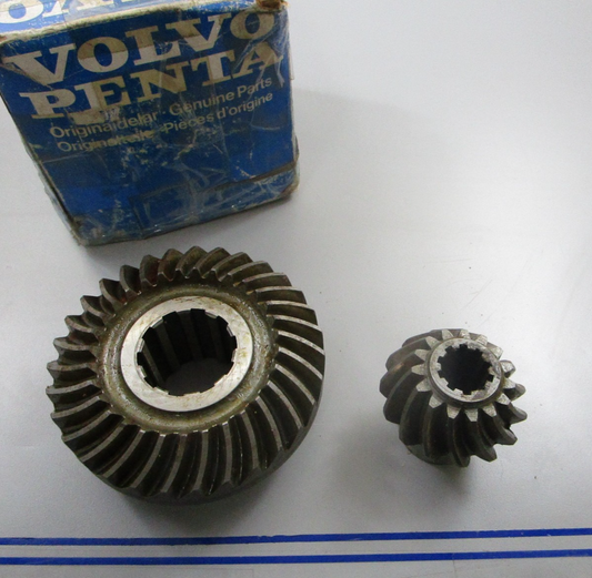 *NEW OEM* 0720 Volvo Penta Gear Set 832632-4