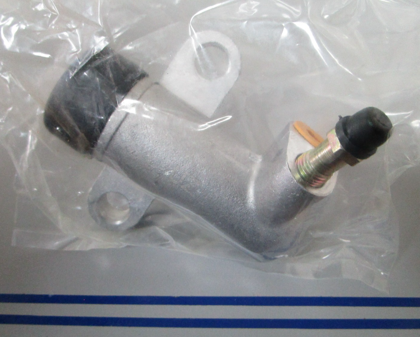 *NEW OEM* 0720 Crown Slave Cylinder CR77637