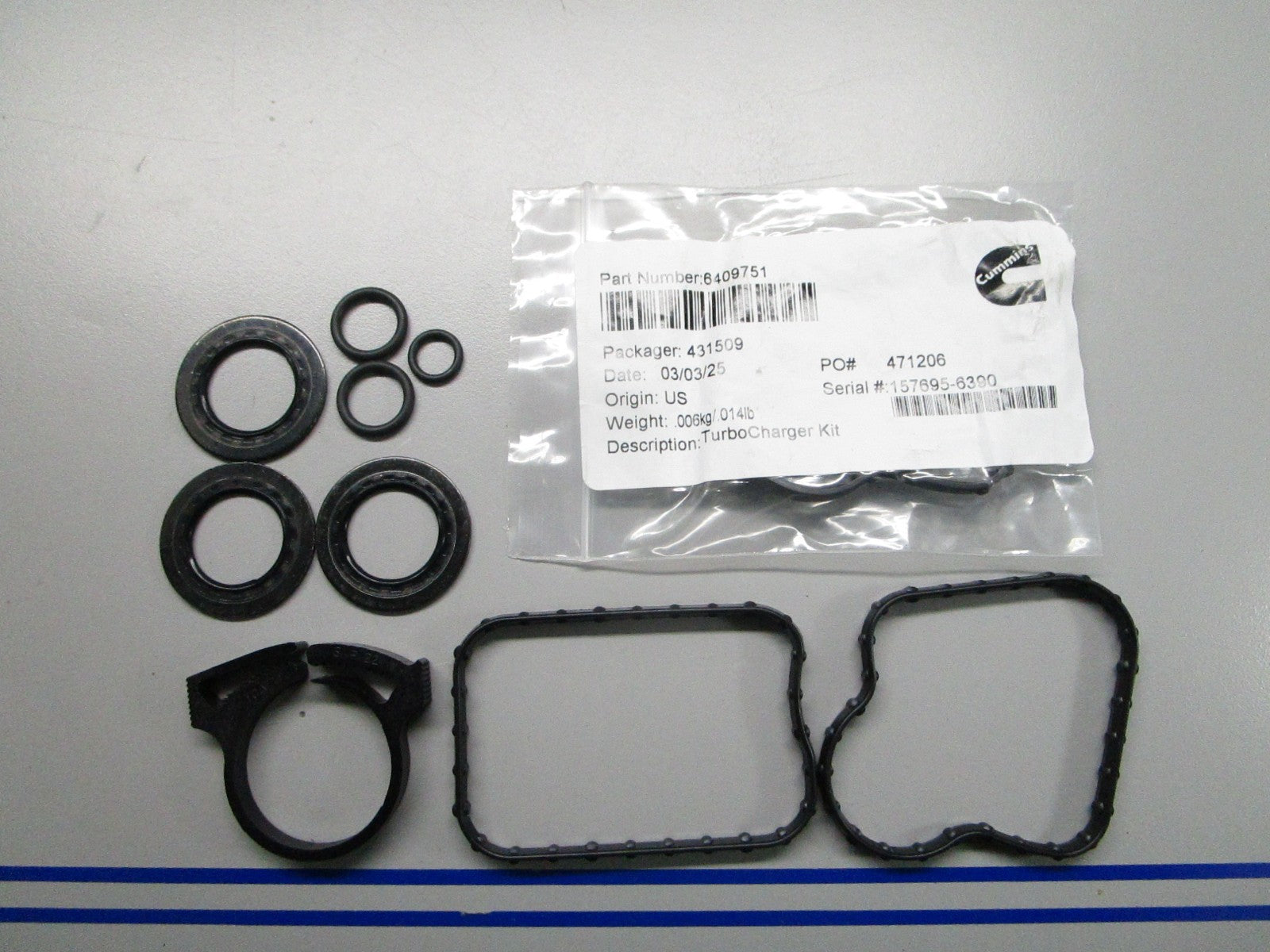 *NEW OEM* 0810 Cummins Turbocharger Kit 6606815