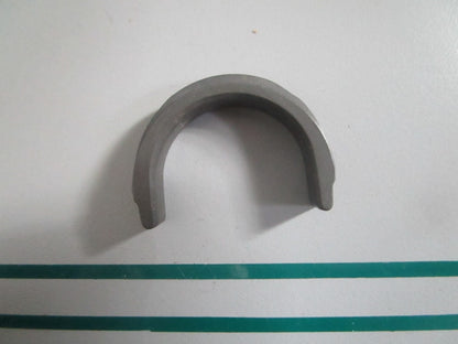 NEW OEM 325014 0325014 OMC Johnson Evinrude Clutch Dog Cradle 0820