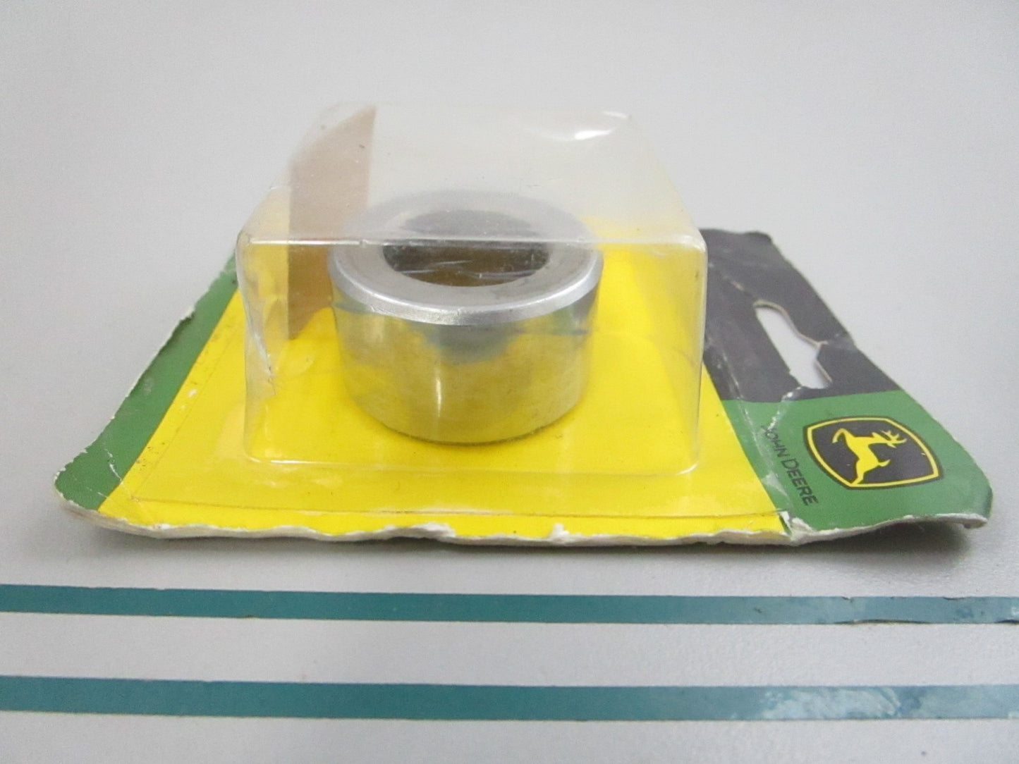 NEW OEM ET15726 John Deere Sleeve 0810