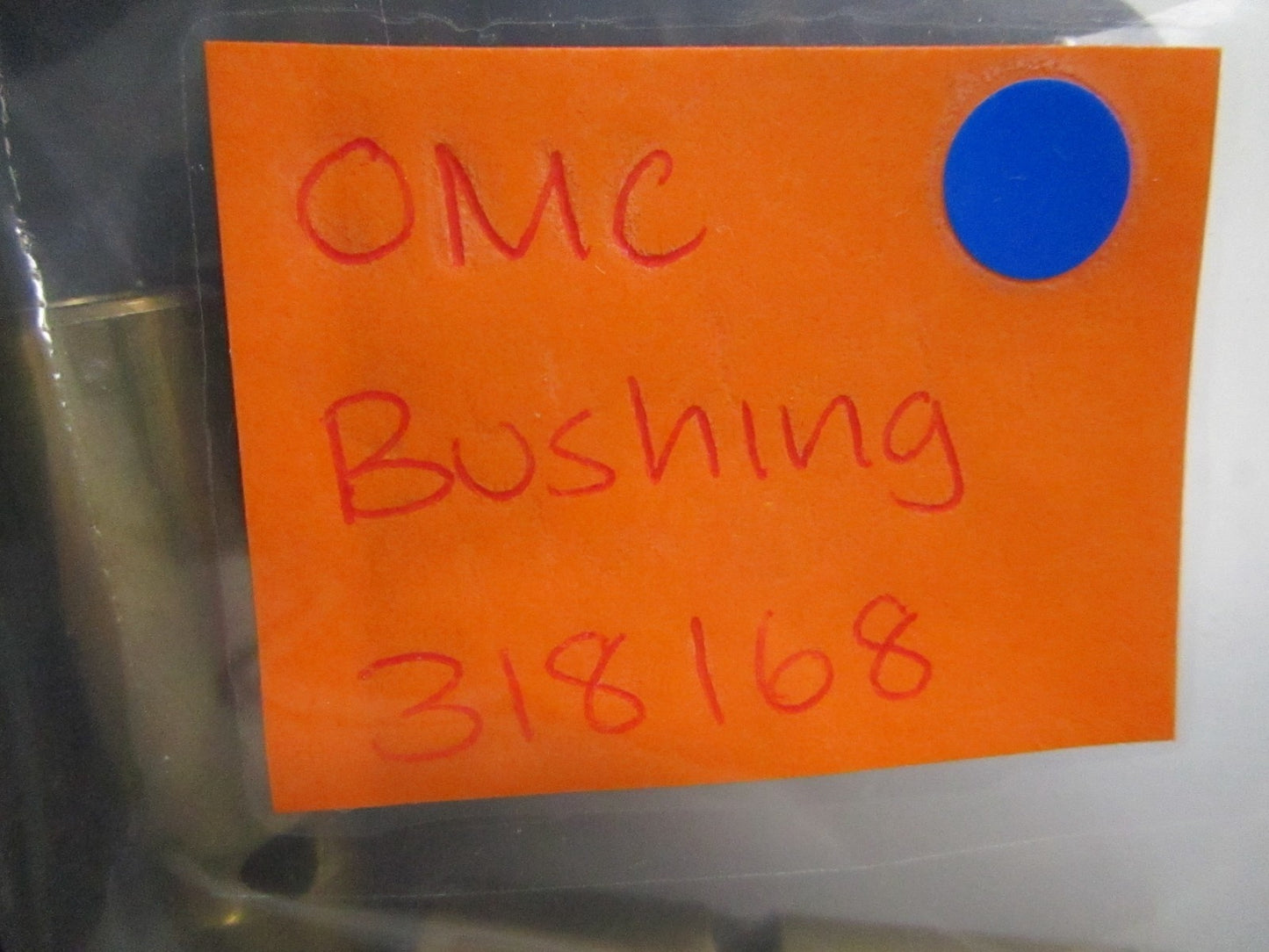 *NEW OEM* 0810 OMC Johnson Evinrude Bushing 318168 0318168