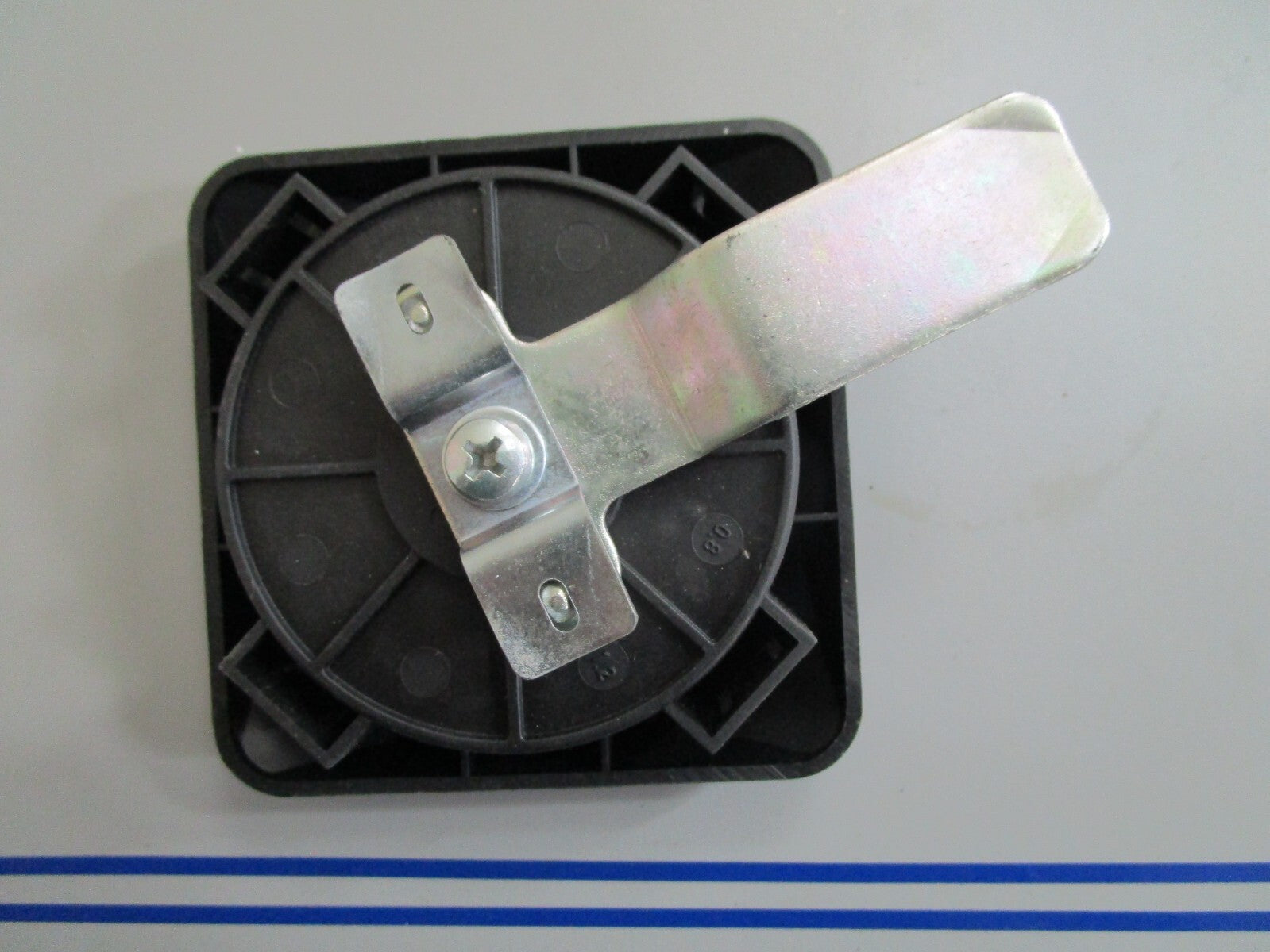 *NEW* 0820 Olympian Door Latch 531-107