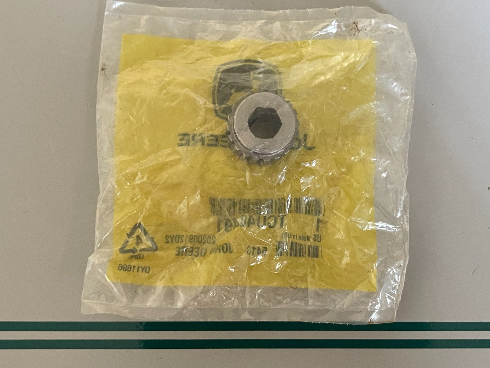 John Deere TCU40491 NEW OEM Worm Gear 20 Tooth Steel Drivetrain Lawn Mower 0720