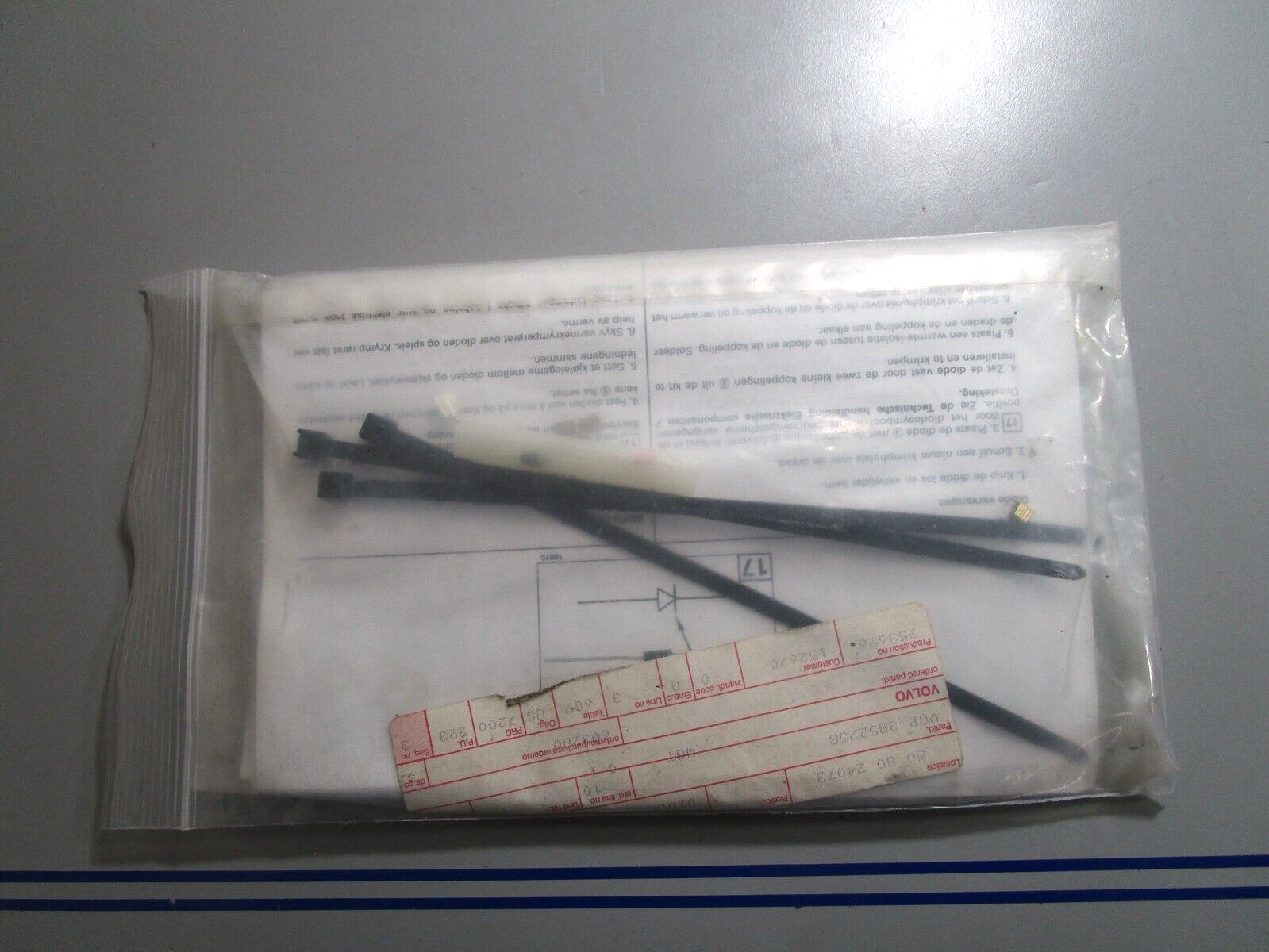 *NEW OEM* 0810 Volvo Penta Diode Kit 3852258