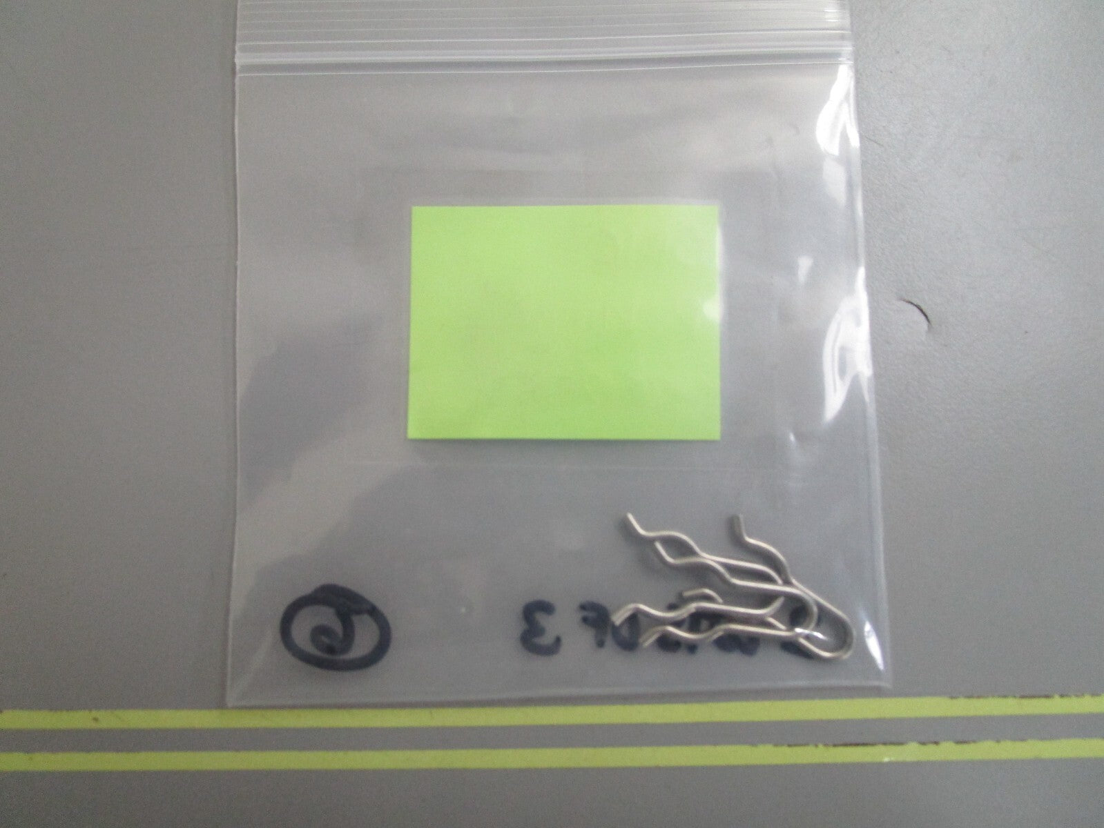 *NEW OEM* (LOT OF 3) 0810 OMC Johnson Evinrude Retainer 3852555