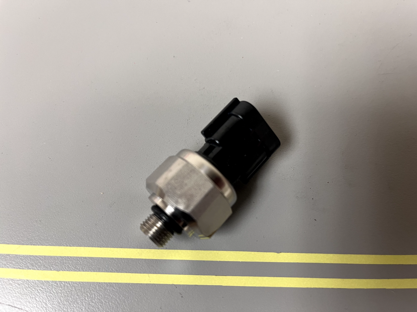 *NEW OEM* 0720 Yamaha Water Pressure Sensor 6AW-8366B-01-00