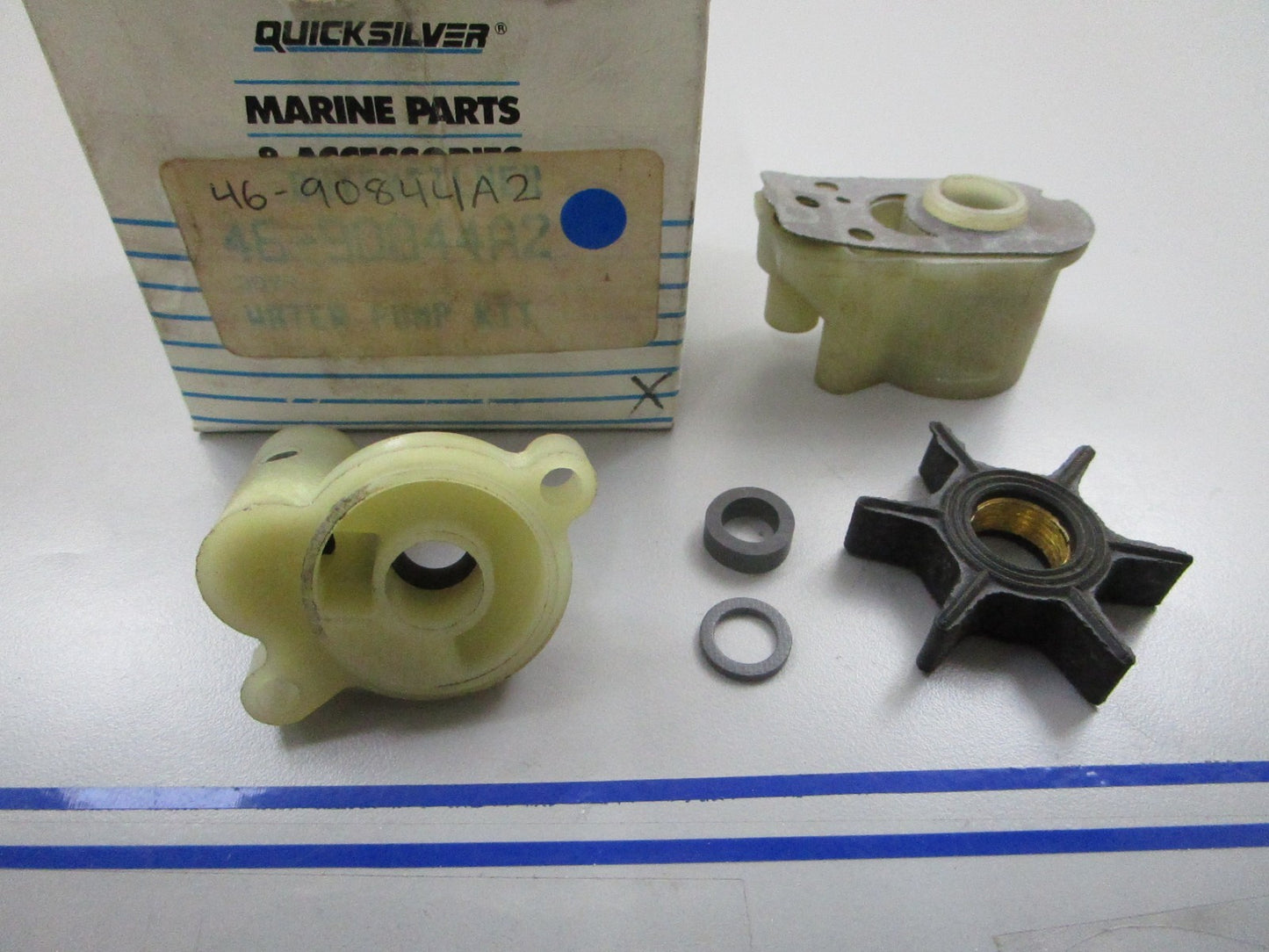 *NEW OEM* 0810 Mercury Quicksilver Water Pump Kit 46-90844A2