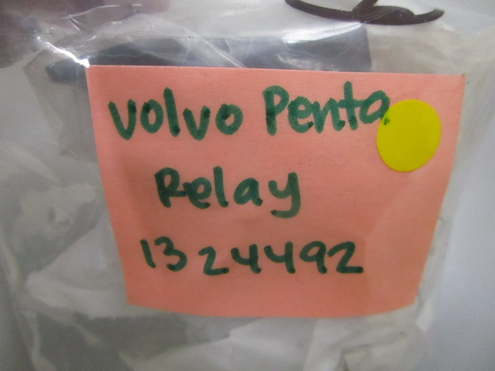 *NEW OEM* 0810 Volvo Penta Relay 1324492