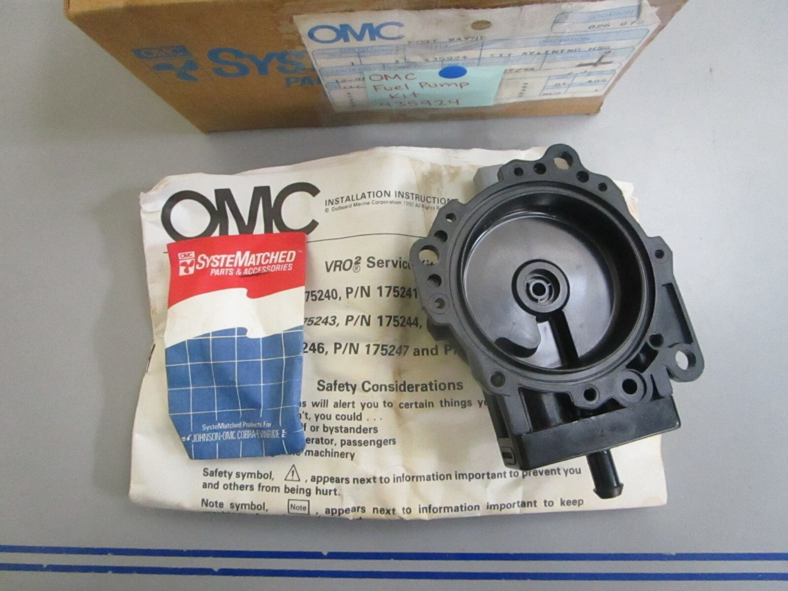 *NEW OEM* 0820 OMC Johnson Evinrude Fuel Pump Kit 435924 0435924