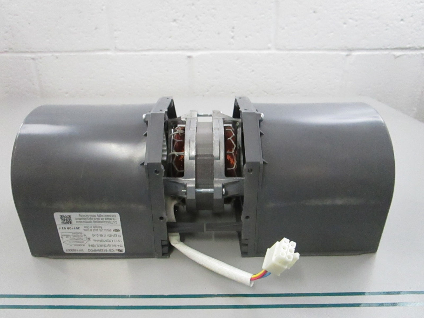 NEW OEM W11442100 Whirlpool Fan Motor 0810