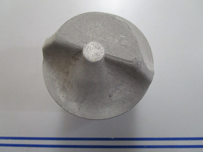*NEW OEM* 0820 OMC Johnson Evinrude Piston 380568 0380568 311748