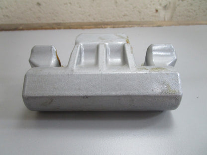 *NEW OEM* 0810 OMC Johnson Evinrude Mounting Bracket 123606 0123606