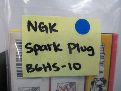 NEW (LOT OF 3) B6HS-10 NGK Spark Plug 0810