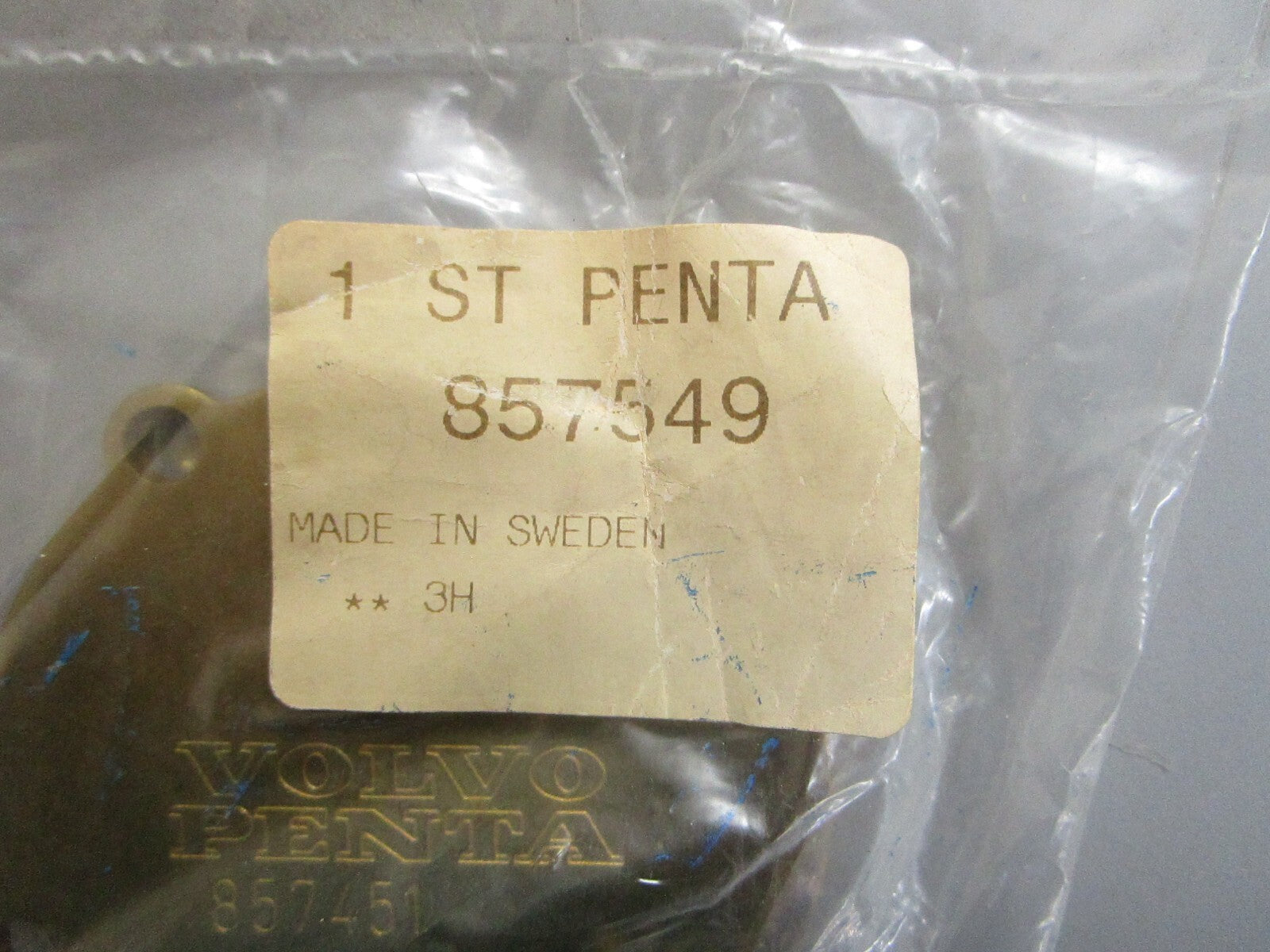 *NEW OEM* 0810 Volvo Penta Water Pump Cover 857549