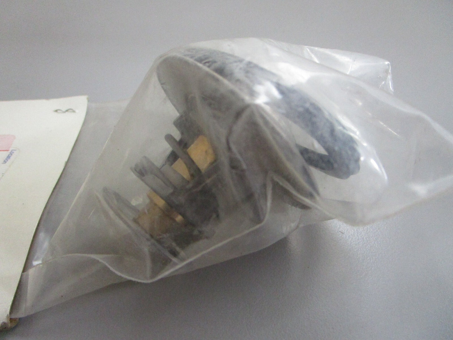 *NEW OEM* 0820 Volvo Penta Thermostat Kit 3831424