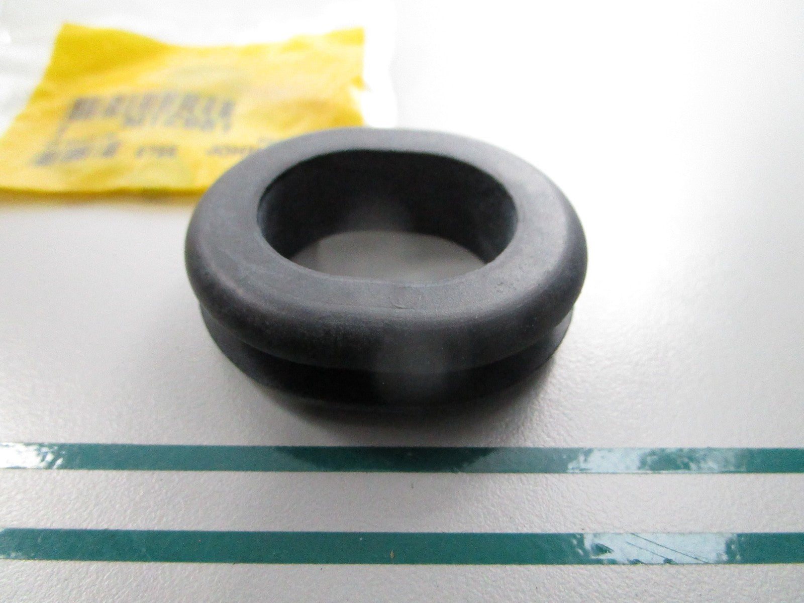 NEW OEM MT2981 John Deere Grommet 0810